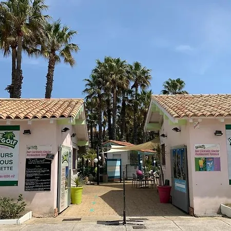 Apartment Nid Camarguais Les Pieds Dans L Eau Le Grau-du-Roi